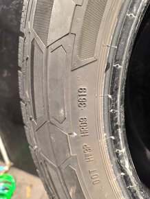 215/60 R17C Continental zimne pneumatiky - 13