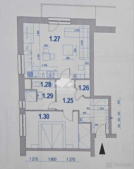 2 - IZBOVÝ BYT - SVIT / KPT. NÁLEPKU - 13