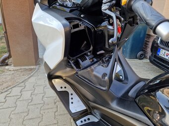 Yamaha T-Max 500 XP 44k (benzín) - 13