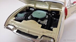 1:18 FORD THUNDERBIRD 1963 - 13