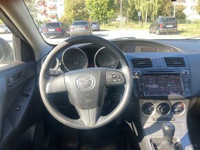 Mazda 3 Hatchback - 13