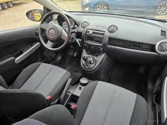 Mazda 2 1.3i Pro - 13