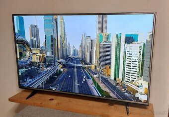 LG 55" 4K UHD Smart TV (LG 55UH615V) - 13