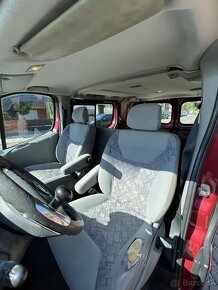 Opel Vivaro 2.5CDTI - 13