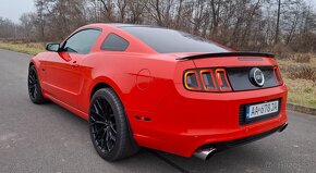 Ford Mustang GT 5.0 V8 - 13