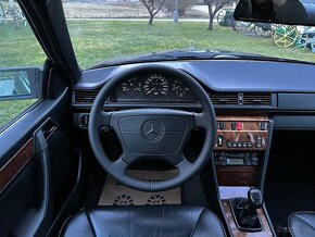 Mercedes W124 COUPE E320 V6 manuál • 61.663 km • dovoz IT • - 13