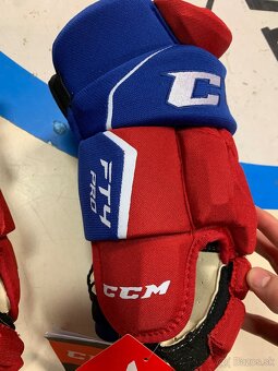 UPLNE NOVE PROFI RUKAVICE CCM JETSPEED FT4 PRO 15" NOVE - 13