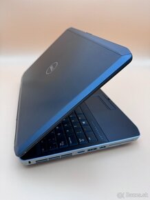 Notebook 15,6" DELL.Intel i5-3340M 2x2,70GHz.8gb ram.240gSSD - 13