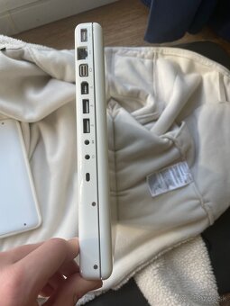 Macbook (mid 2010) a Macbook 2006 - 13