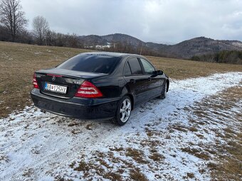 Mercedes-Benz C220 CDI - 13