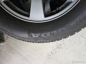 Komplet sada 17 elektrony Volvo s 90% zimnymi 235/65 R17 - 13