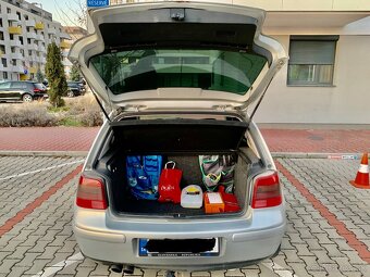 Predám Volkswagen Golf 1.6 benzín 74kw automat - 13