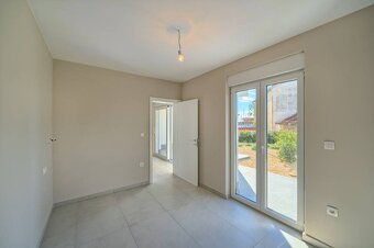 CHORVÁTSKO - Apartmány 150 m od mora - BRODARICA - 13