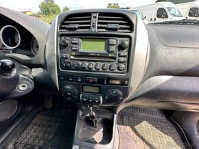 Toyota RAV4 2.0 D-4D 5D Sol 2 - 13