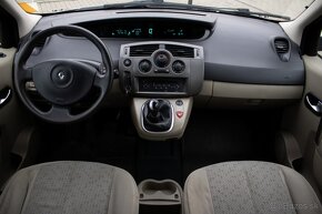 Renault Mégane Scenic - 13