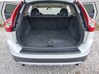 VOLVO XC60 .. 2,4D5 .. AWD .. Top stav .. - 13