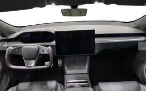 Tesla S Plaid 1020 koní 0-100km/h/2,1s, tovární záruka - 13