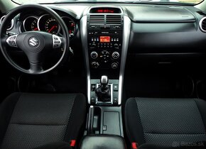 SUZUKI GRAND VITARA 1.9DDiS 4x4 - KLIMA, VYHREV SED, ŤAŽNE - 13