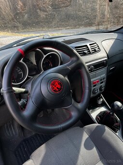 Alfa romeo 147 - 13