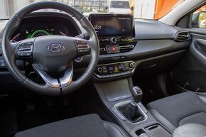 Hyundai i30 Fastback 1.5 T-GDi mHEV iMT Style - 13