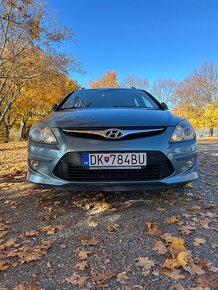 Hyundai i30 CW 1.4 benzín, 2010 - 13