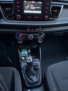 KIA Rio 2017 1,4 benzín, manuál, 69300 km - 13