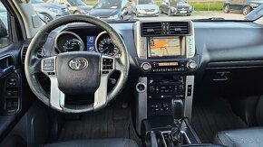 Toyota Land Cruiser 3.0I D-4D 60th Anniversary A/T - 13