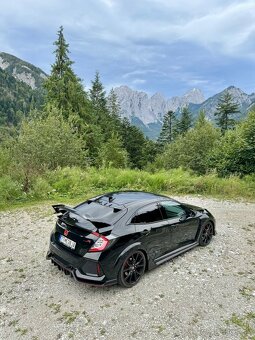 Honda Civic Type R FK8 - 13