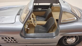 1:18 MERCEDES-BENZ 300SL, 1 - 13