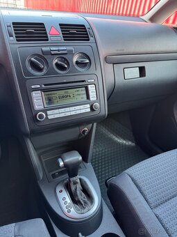 VOLKSWAGEN TOURAN, 1,9 TDI, AUTOMAT DSG, DVD, TAŽNÉ, NOSIČ - 13