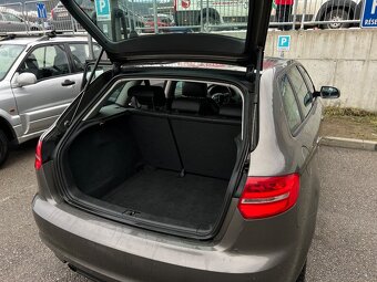 Audi A3 Sportback 1.6 TDI 105k DPF Ambiente (2012) - 13