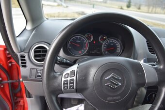 Suzuki SX4 1.5 GLX Urban Line - 13