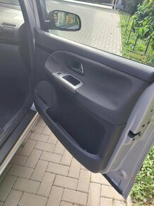 Volkswagen sharan 1,9TDI 85kw 7-miestne - 13