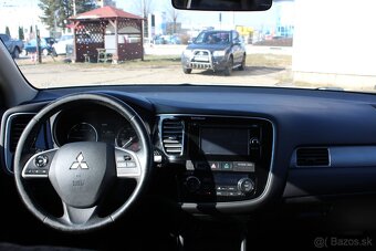 Mitsubishi Outlander 2.2 DI-D 4WD Intense - 13