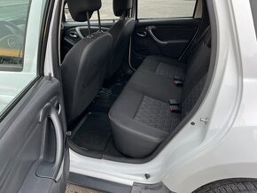 Dacia Duster 1.5dci 4x4 - 13