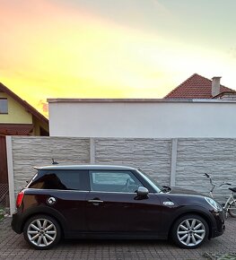 Mini Cooper S Pure Burgundy Edition (1 of 800) - 13