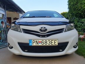 Yaris toyota 1,33 73kw 99ps biela zachovale auto - 13