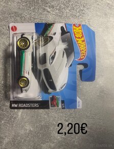 Hot Wheels - 13