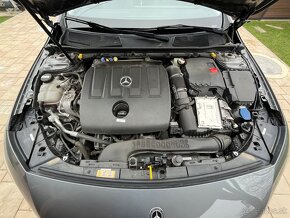 Mercedes A 180d r.2018 - 13