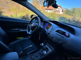 Honda Civic 1.8 VTEC GT 103 kW 6MT - 13