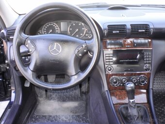 Mercedes Benz C220CDi 110kW,M6 r.2006 - 13