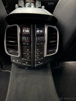 Porsche Cayenne V8 diesel 4.2TDI - 13