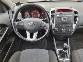 Kia Cee´d SW 1.6i CVVT 125k MT6 za 3.600 € - 13