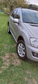 Mercedes Benz ML 320 diesel 4x4 suv 5 miestne - 13