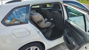 VW Golf 8 variant, 2,0TDI, 110kW, DSG, Panorama - 13