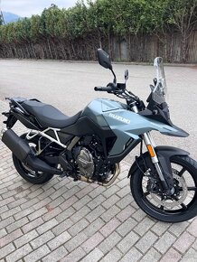 Suzuki V-STROM 800 - 13