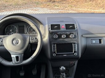 VW Touran 1,6 TDi 75 kW nová STK/EK - 13