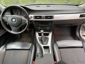 BMW 325xi - 13