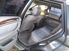 BMW X5 4.4i 210KW. V8 5-st automatická prevodovka: POHON 4×4 - 13