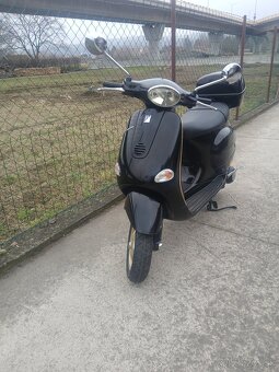 Piaggio Vespa 125 ET4 - 13